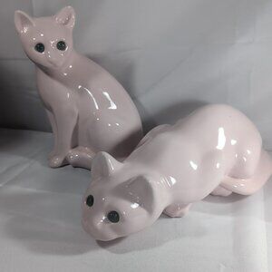Alcobaca Portugal 2 Pair Vintage Ceramic Cat Figures Pink Sitting Kitty Cats Set
